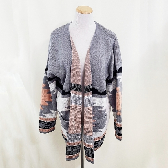 Heimish USA aztec print cardigan sweater pink gray Women's size small medium M - Picture 3 of 7